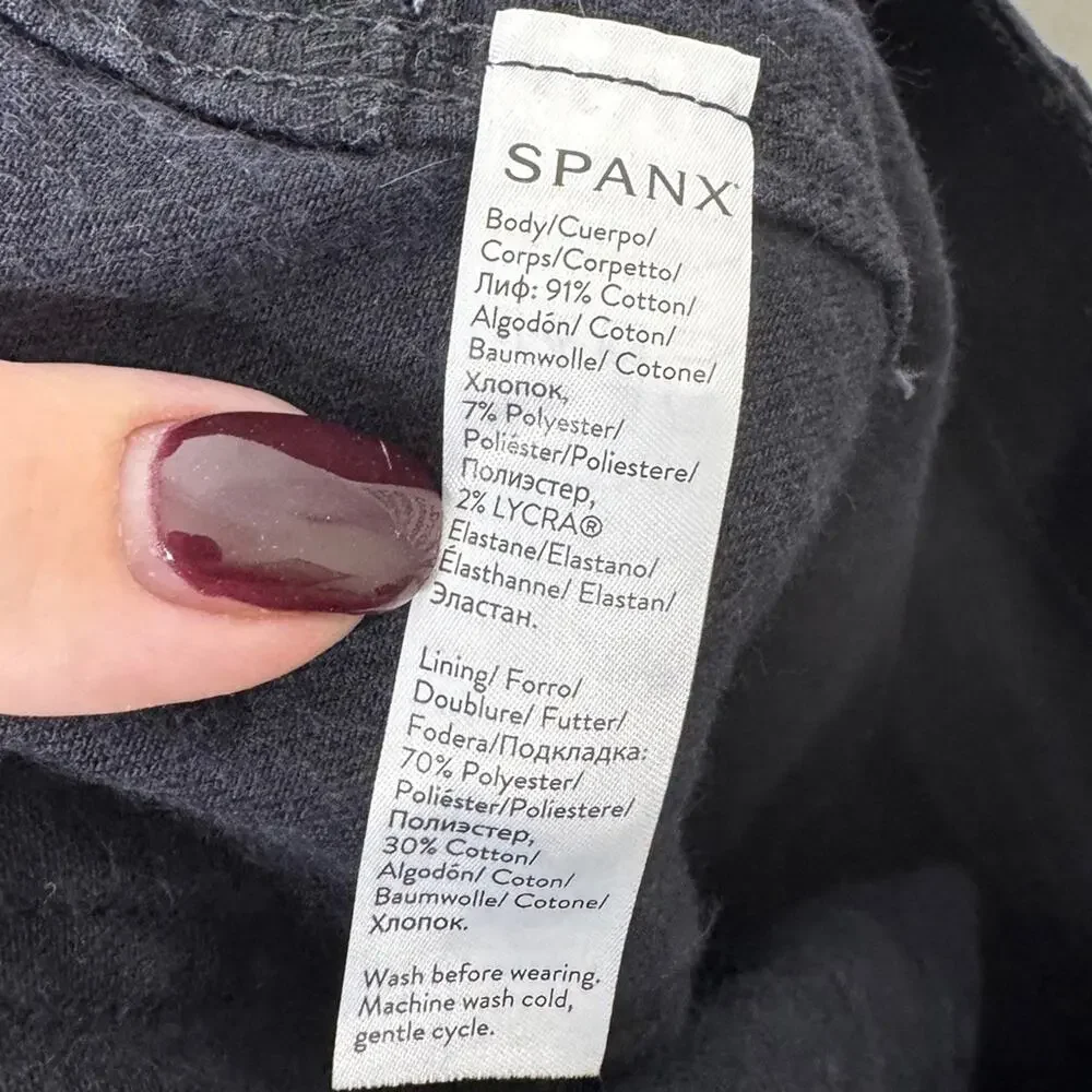SPANX / black high rise ankle skinny shaping jeans / M